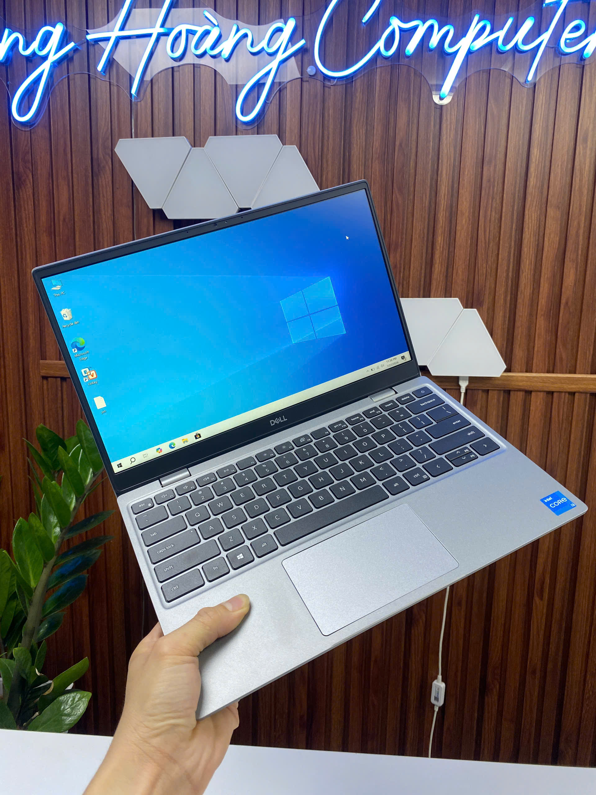 Dell Latitude 3320 | I3-1115G4 | Ram 4G | SSD 128G | LCD 13.3