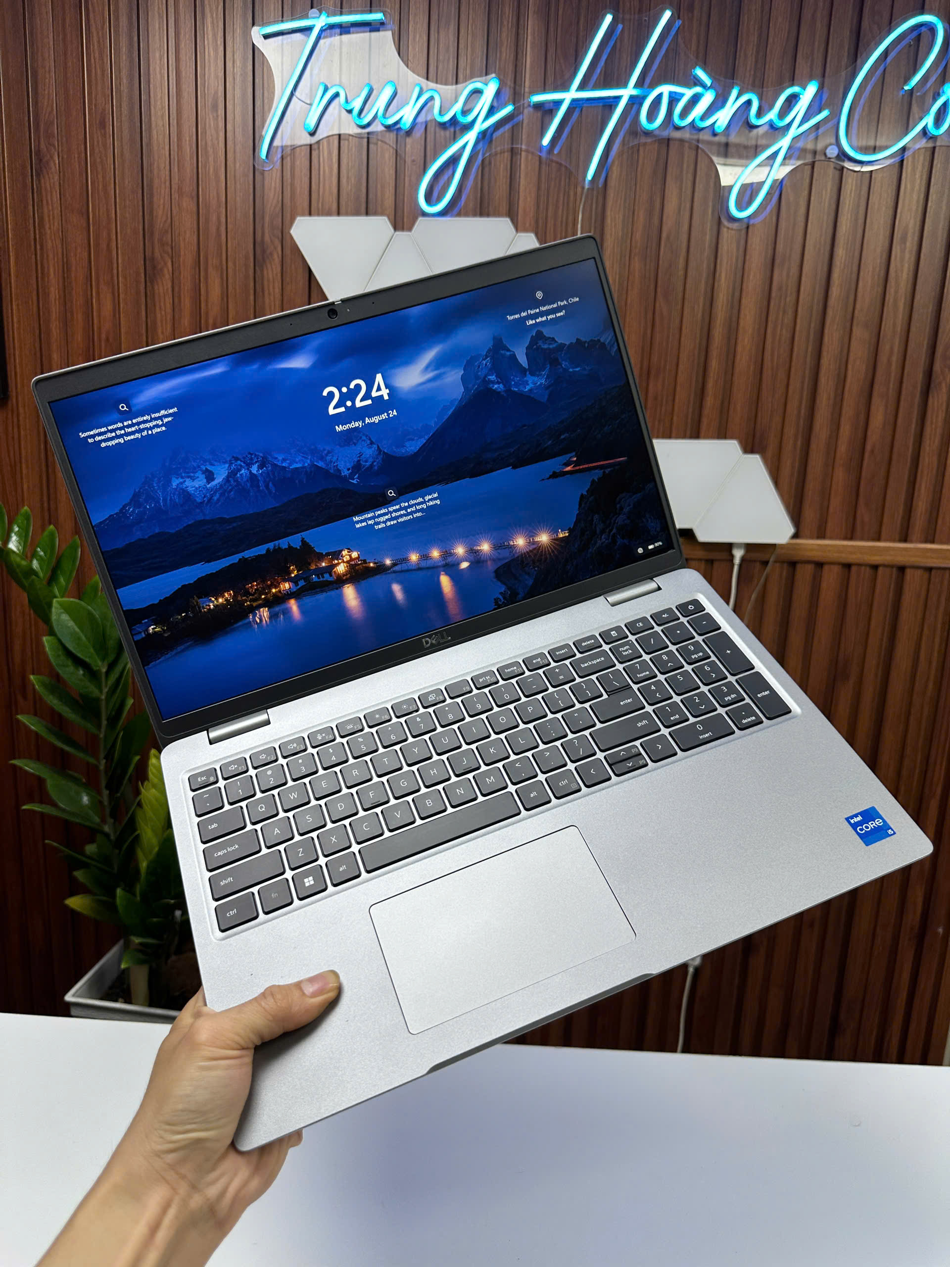 Dell Latitude 5540 | I5-1335U | Ram 16G | SSD 256G | Vga Iris Xe |  LCD 15.6