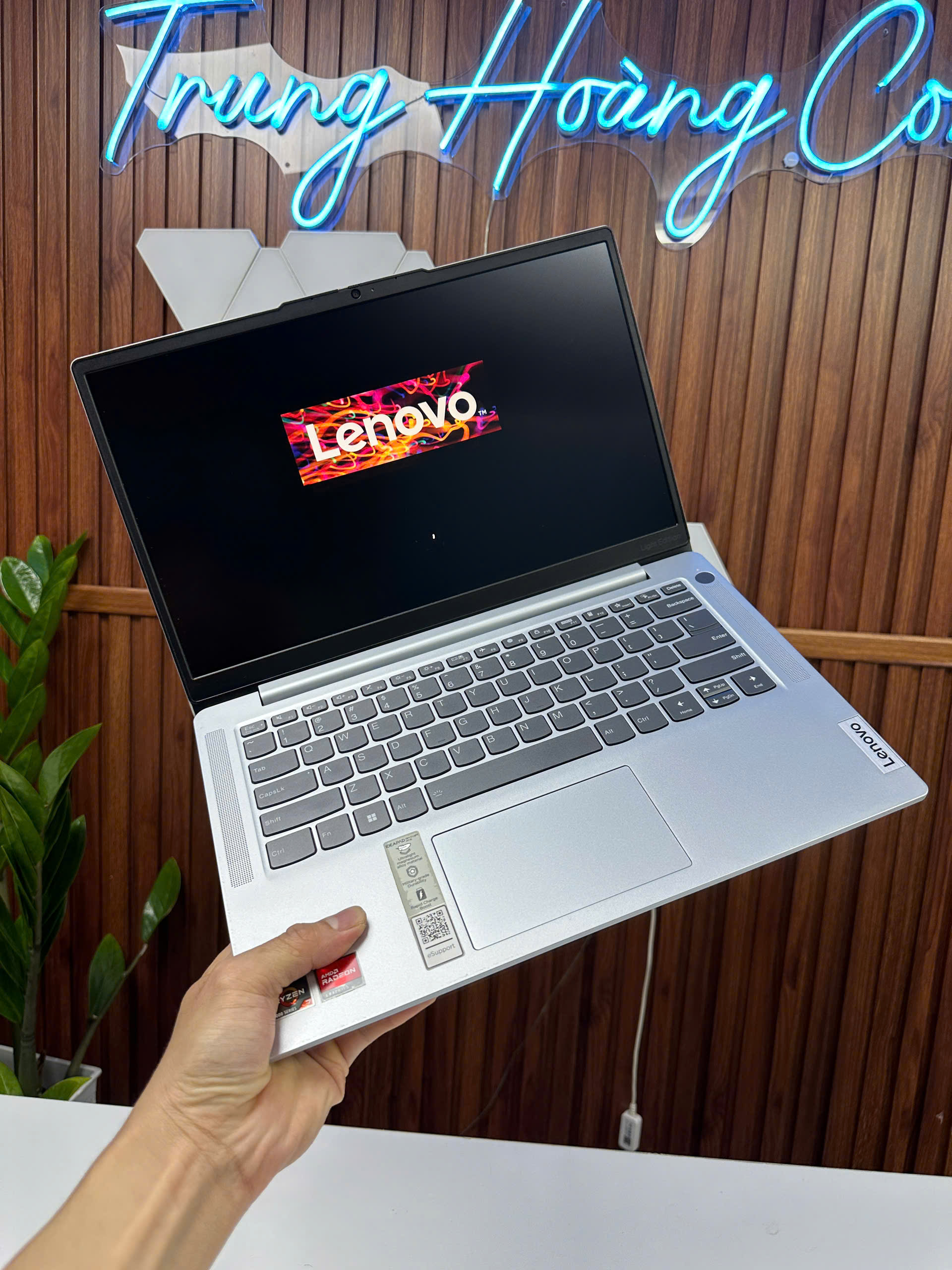 Lenovo Ideapad Slim 5 Light | Ryzen 7 7730U | Ram 16G | SSD 512G | LCD 14