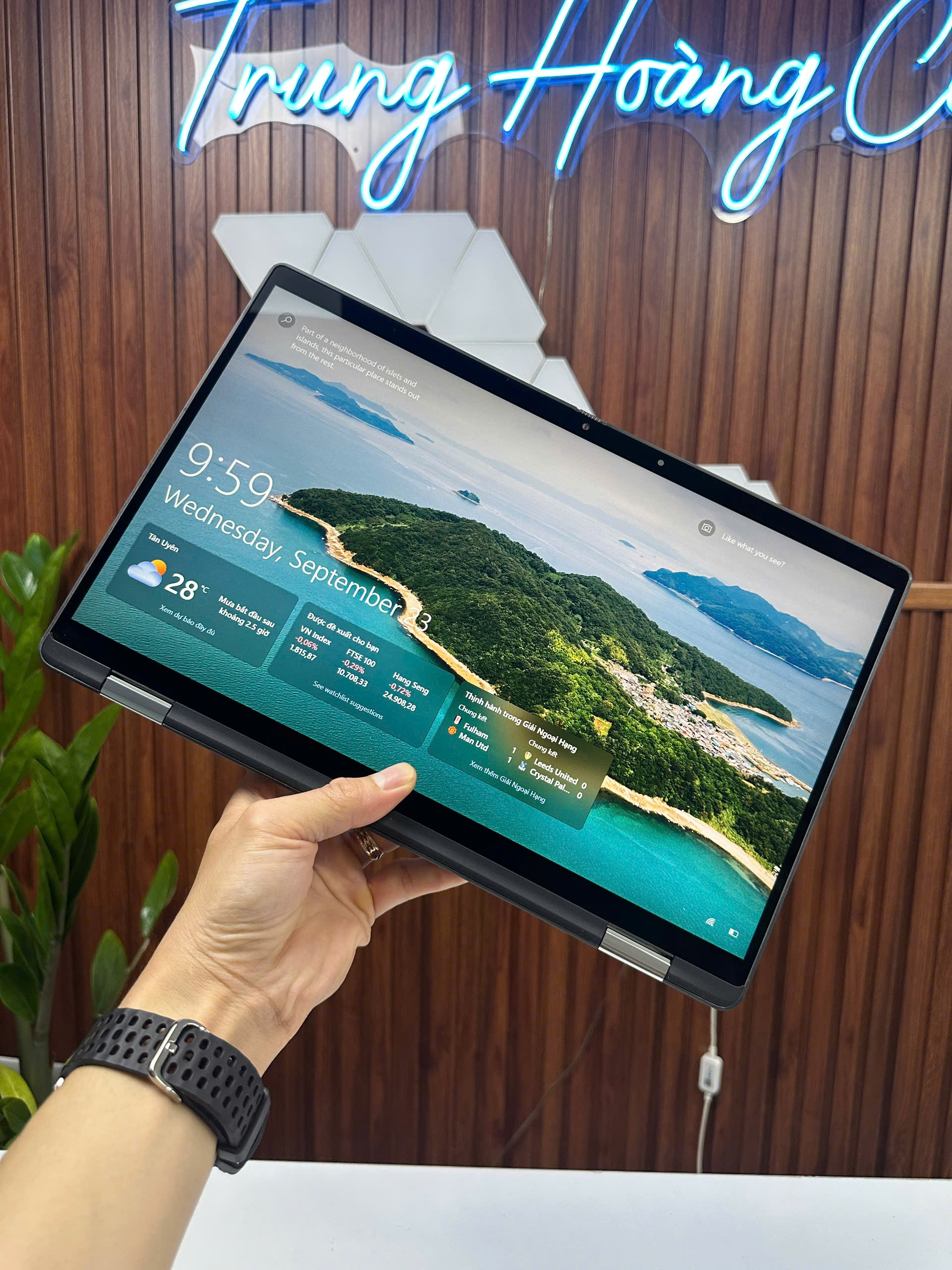 Dell Latitude 7420 2in1 X360 Full Nhôm | I7-1185G7 | Ram 16G | SSD Nvme 512G | Vga Iris Xe | LCD 14