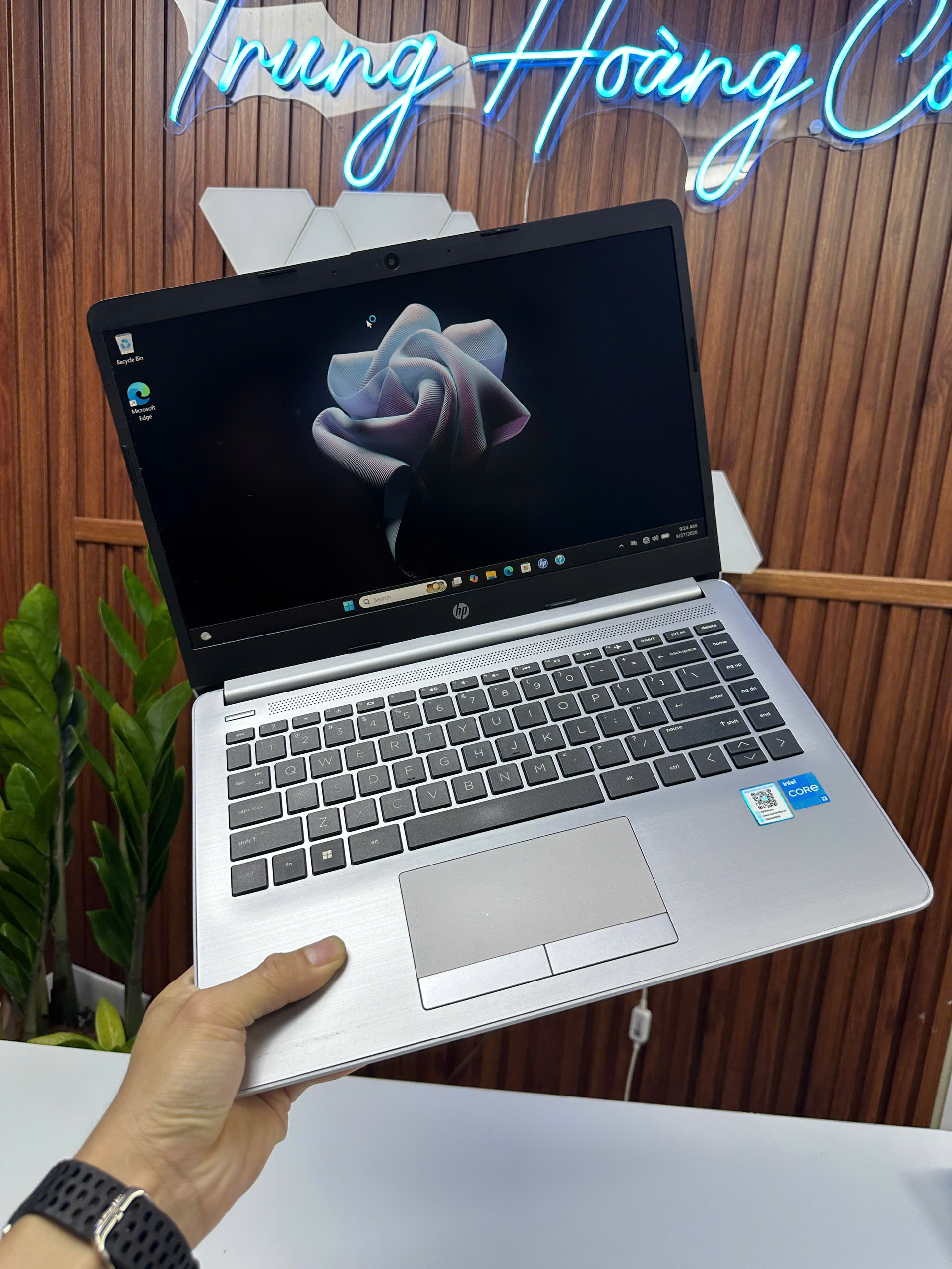 HP Laptop 240 G9 | I3-1215U | Ram 8G | SSD 256G | LCD 14