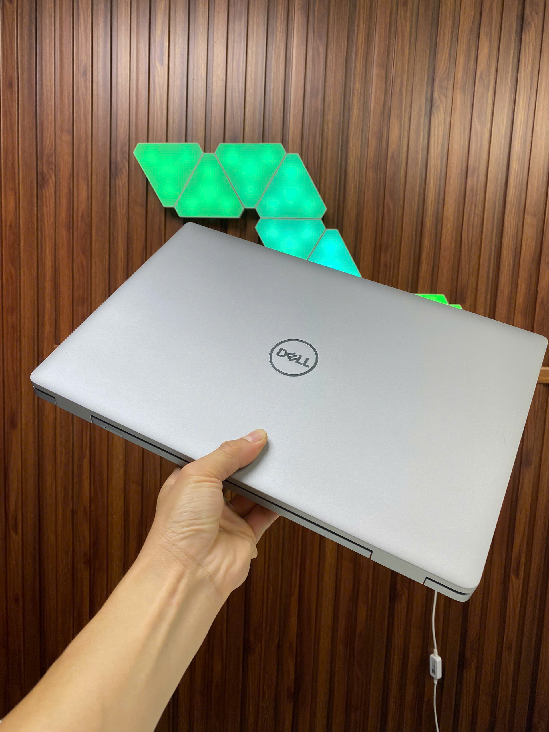 Dell Latitude 5520 | I5-1135G7 | Ram 16G | SSD 256G | Vga Iris Xe |  LCD 15.6