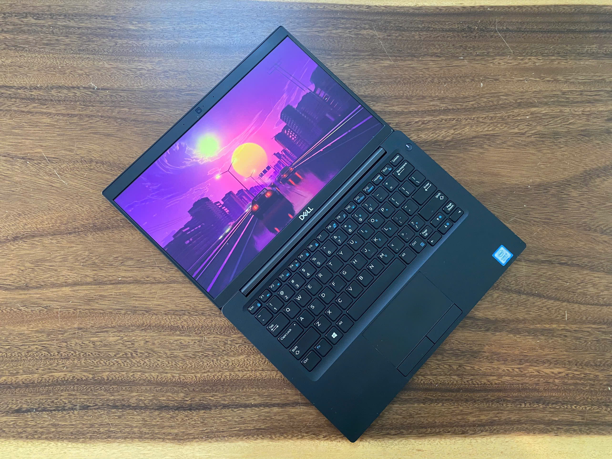 Dell Latitude 7390 | I5-8265U | Ram 8G | SSD 256G | LCD 13.3