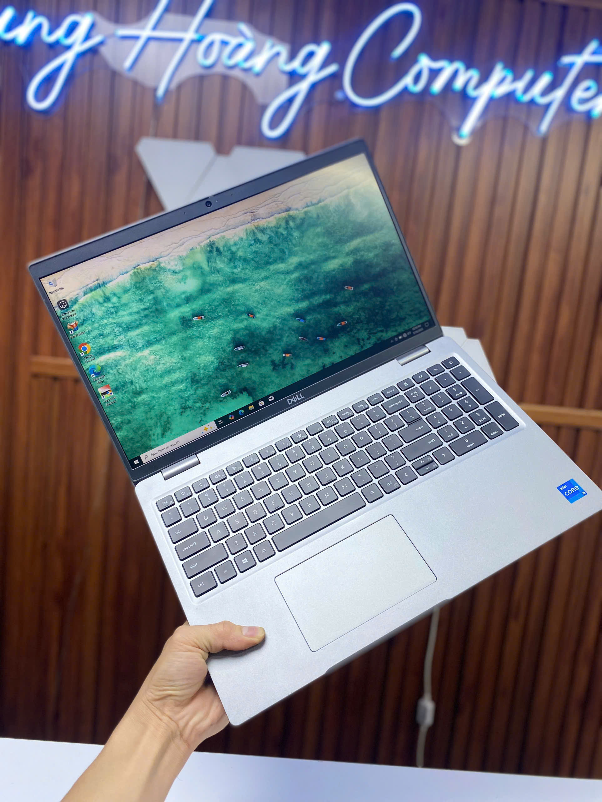 Dell Latitude 5521 | I5-11400H | Ram 8G | SSD 256G | Vga Iris Xe |  LCD 15.6